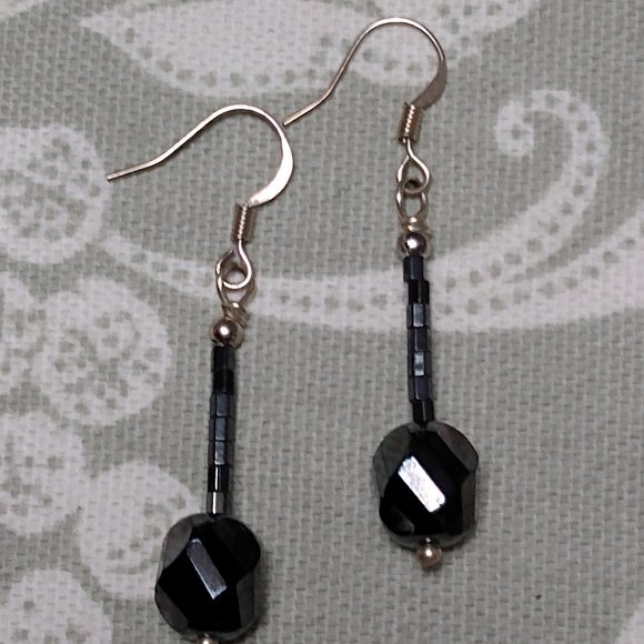 Hematite Necklace & Earrings Set - Picture 3 of 11